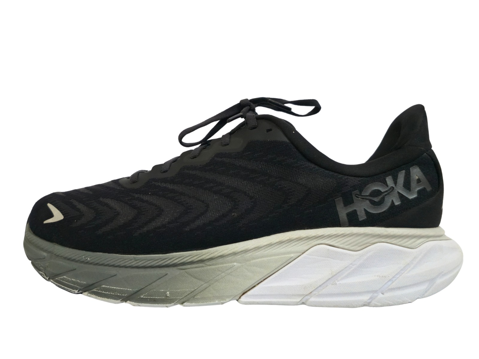 hoka-one-one-arahi-6