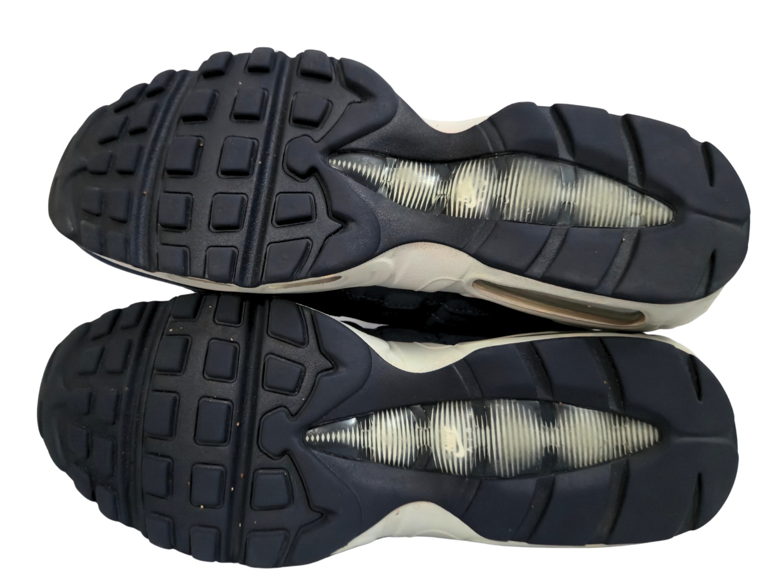 nike air max 95 "midnight navy" sneakers. nike air max 95 "midnight navy" sneakers.