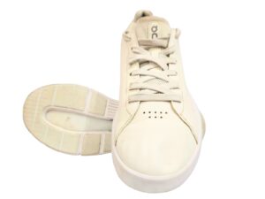 on the roger advantage 'all white'